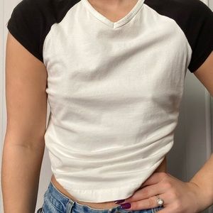 Black and white t-shirt